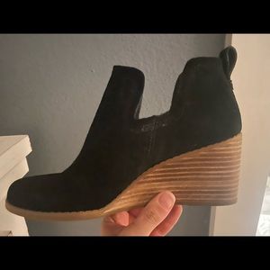 Tom’s Kallie wedge bootie -brand new, never worn